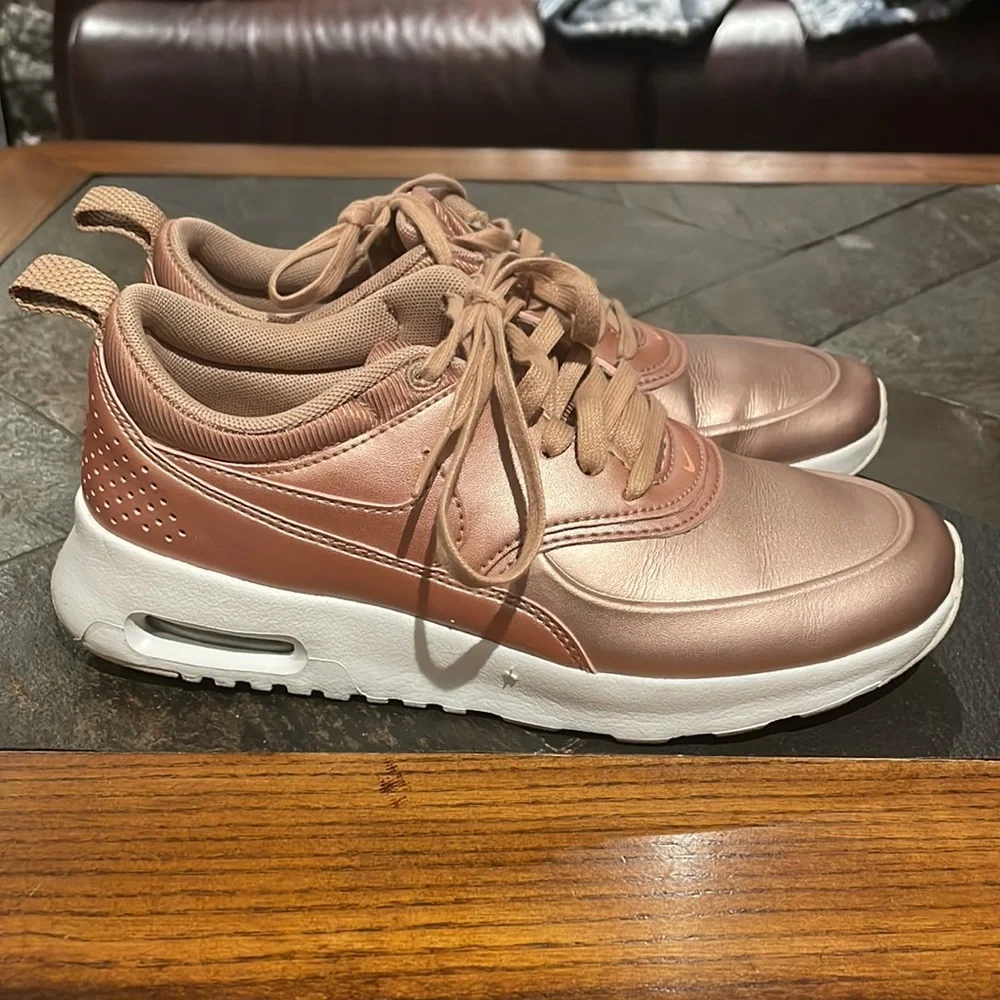 Nike Air Max Thea in Rose Gold